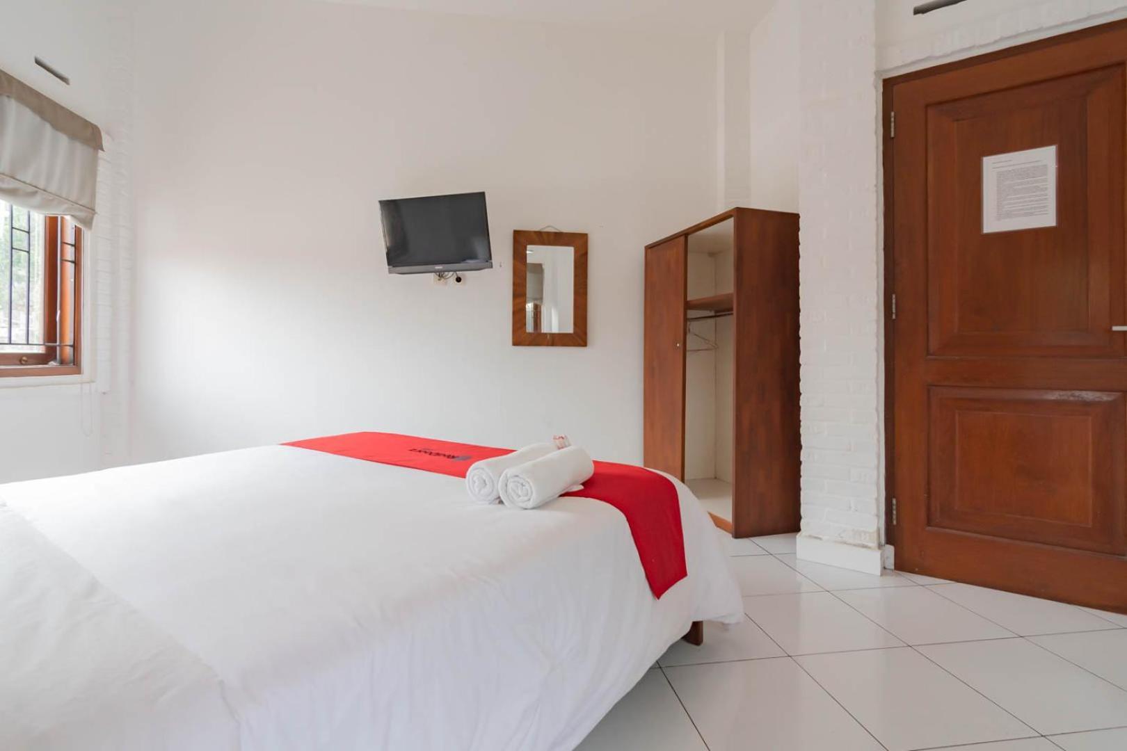 Reddoorz Plus Near Dago Pakar Bandung Esterno foto
